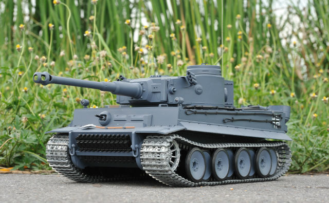 petrol rc tank